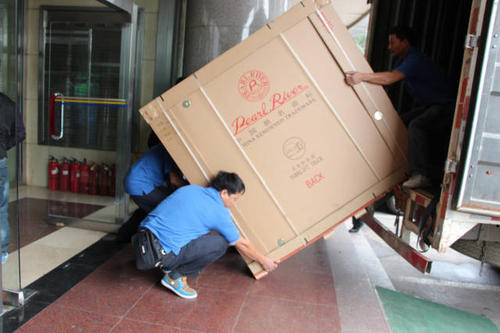 岚皋钢琴贵重工艺品无忧运
